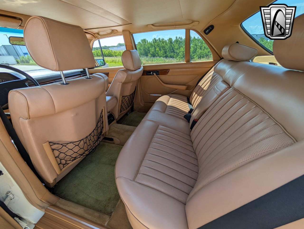 1986 Mercedes-Benz S-Class 23