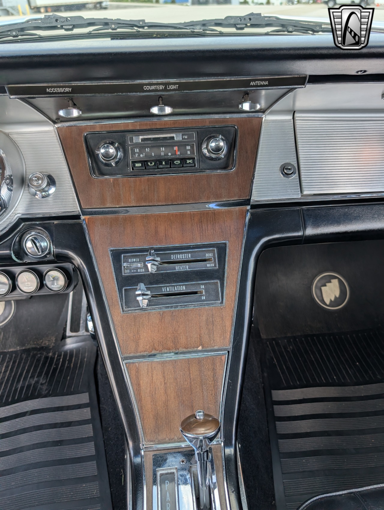 1964 Buick Riviera 89