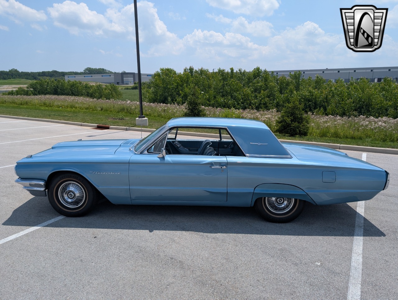 1964 Ford Thunderbird 3