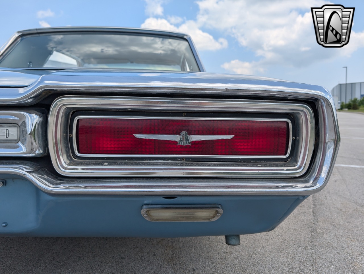 1964 Ford Thunderbird 77