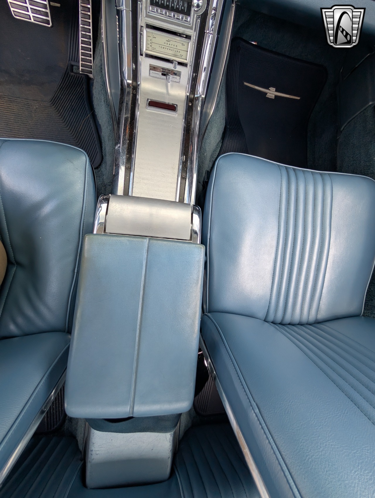1964 Ford Thunderbird 94