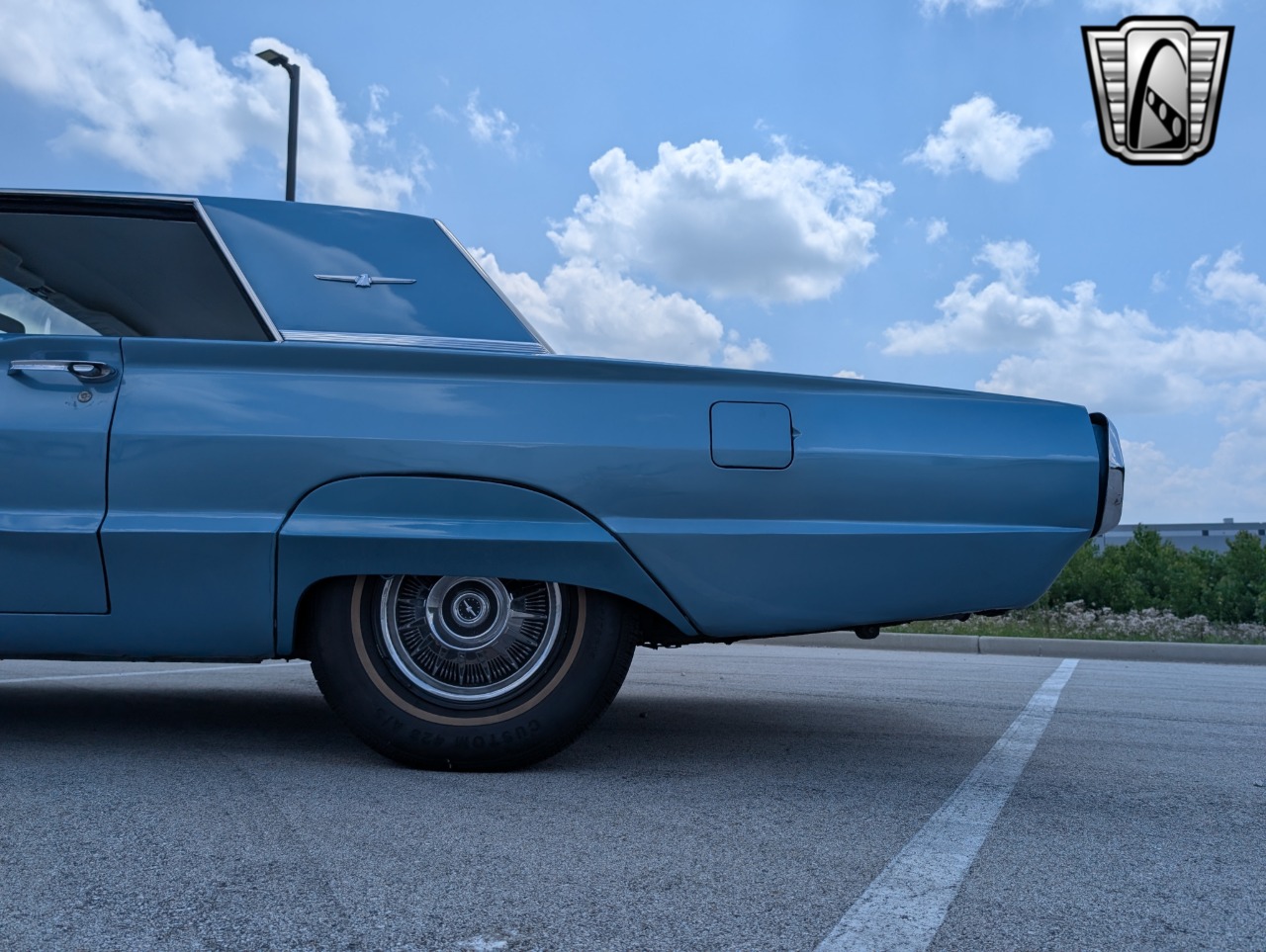 1964 Ford Thunderbird 57