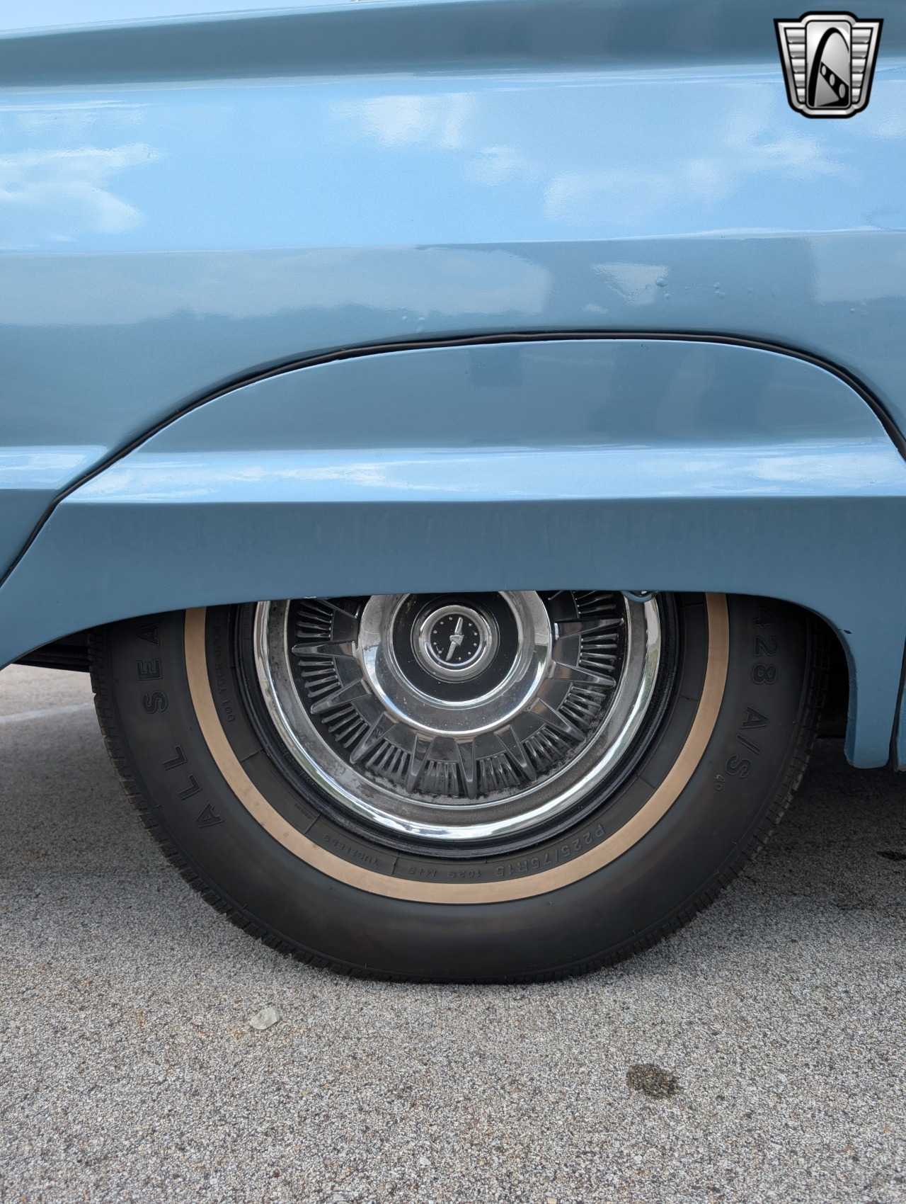 1964 Ford Thunderbird 16