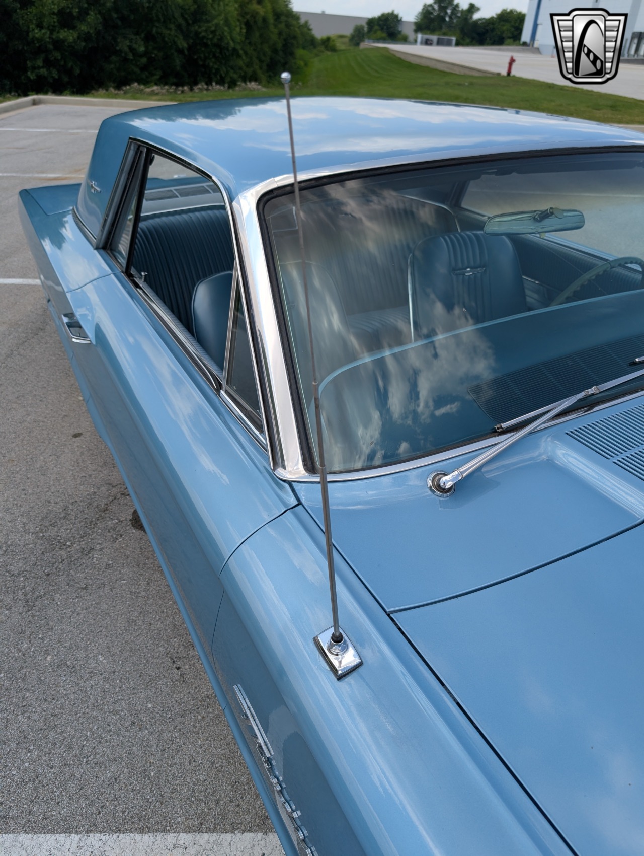 1964 Ford Thunderbird 81