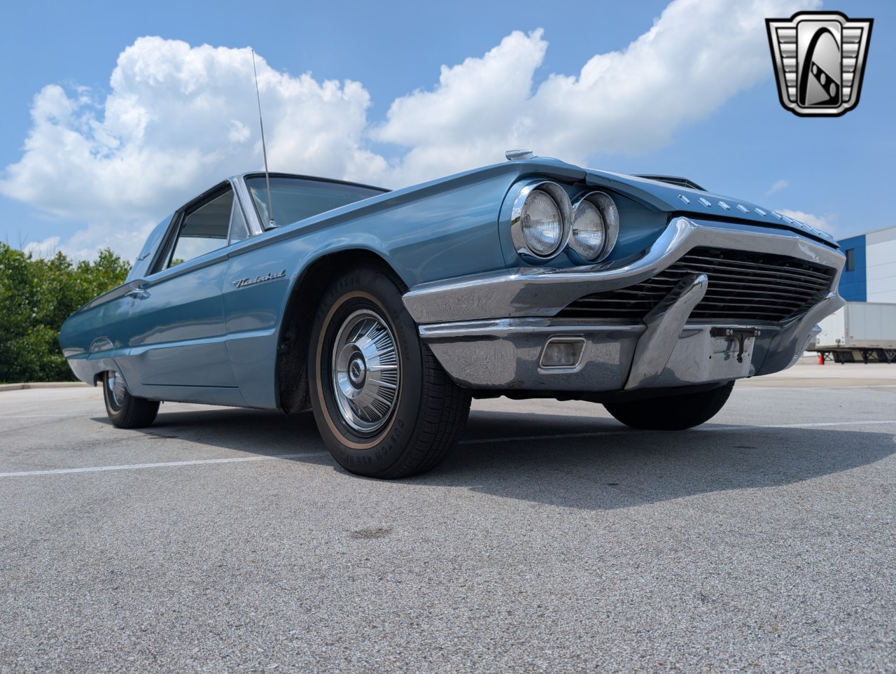 1964 Ford Thunderbird 8