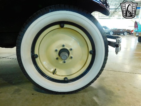 1931 Chevrolet Panel Truck image 39