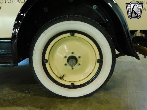 1931 Chevrolet Panel Truck image 41