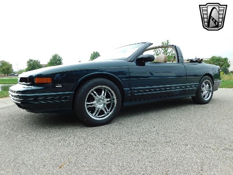 1995 Oldsmobile Cutlass image 5
