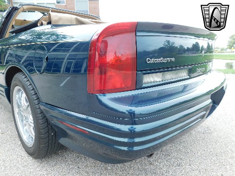 1995 Oldsmobile Cutlass image 32