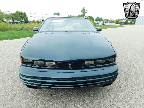 1995 Oldsmobile Cutlass image 25