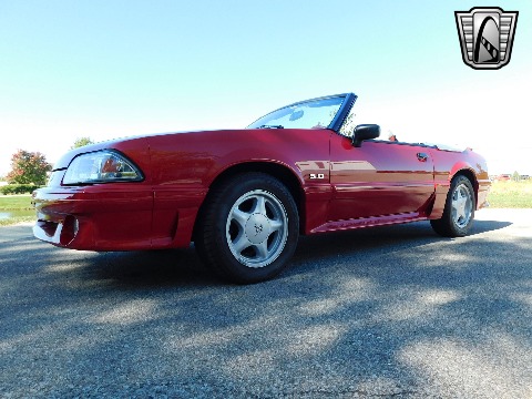 1992 Ford Mustang image 5