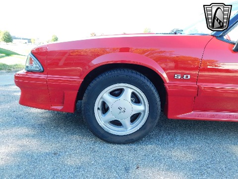 1992 Ford Mustang image 32