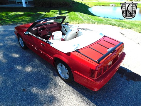 1992 Ford Mustang image 9