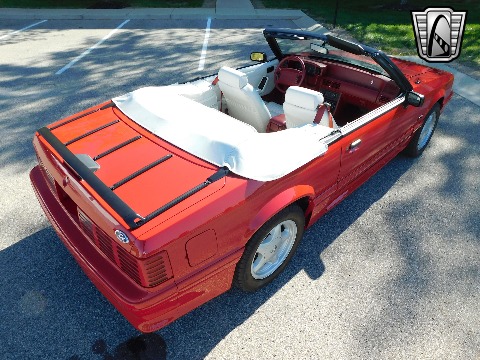 1992 Ford Mustang image 15