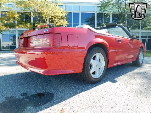 1992 Ford Mustang image 17