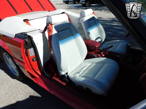 1992 Ford Mustang image 95