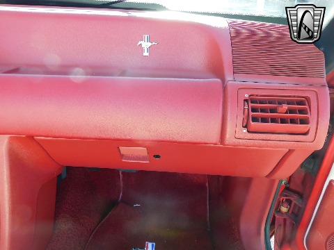 1992 Ford Mustang image 100