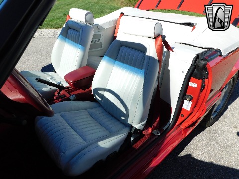 1992 Ford Mustang image 102