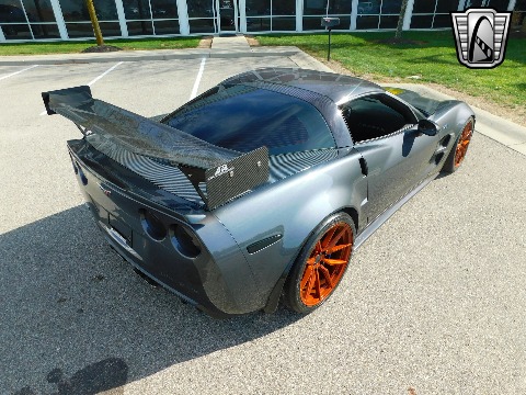 2010 Chevrolet Corvette image 14