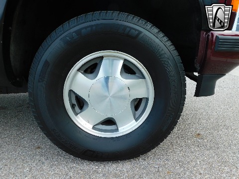 1994 GMC Yukon image 37