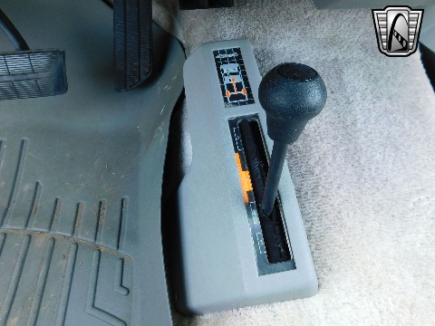 1994 GMC Yukon image 100