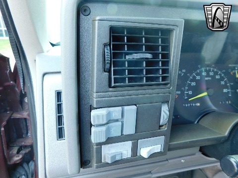 1994 GMC Yukon image 104