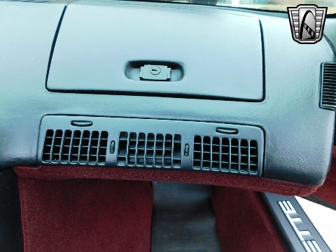 1993 Chevrolet Corvette image 112