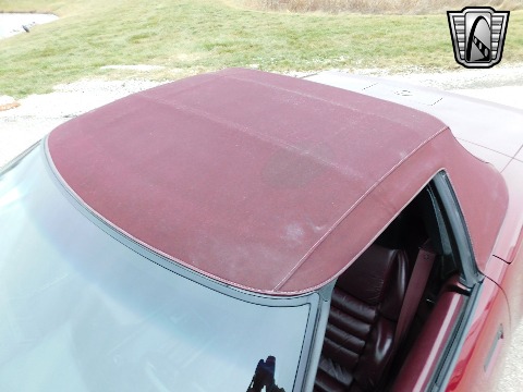 1993 Chevrolet Corvette image 12