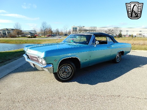 1965 Chevrolet Impala image 3