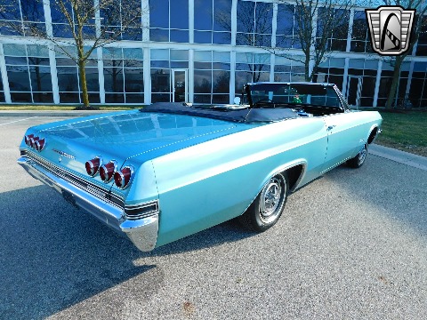 1965 Chevrolet Impala image 83