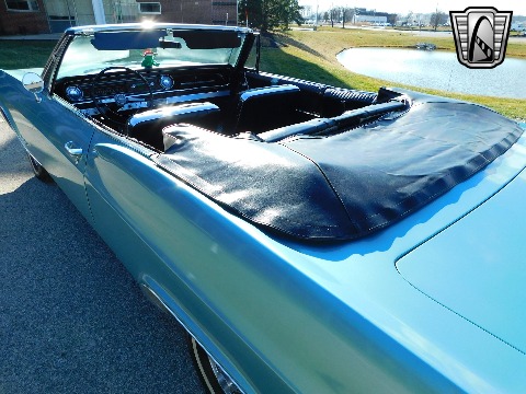 1965 Chevrolet Impala image 58