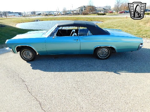 1965 Chevrolet Impala image 7