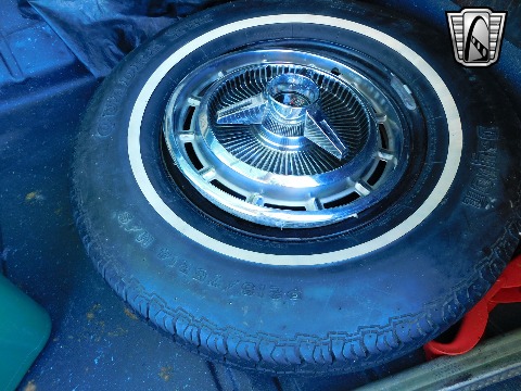 1965 Chevrolet Impala image 111