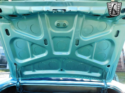 1965 Chevrolet Impala image 112