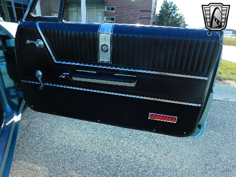 1965 Chevrolet Impala image 113