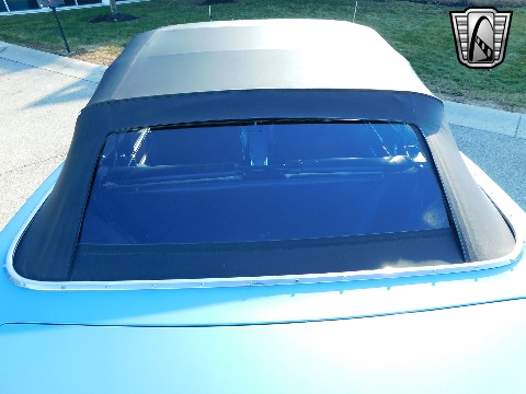 1965 Chevrolet Impala image 37