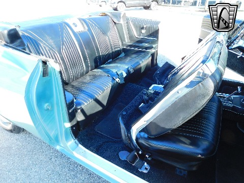 1965 Chevrolet Impala image 119