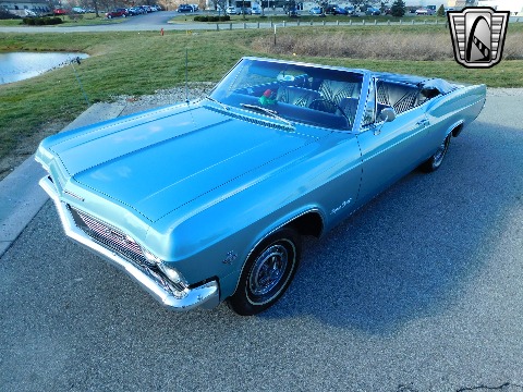 1965 Chevrolet Impala image 71