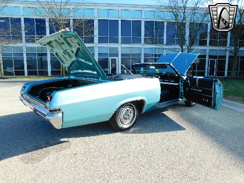1965 Chevrolet Impala image 97
