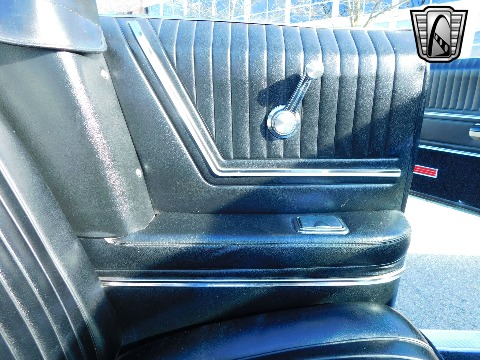 1965 Chevrolet Impala image 123