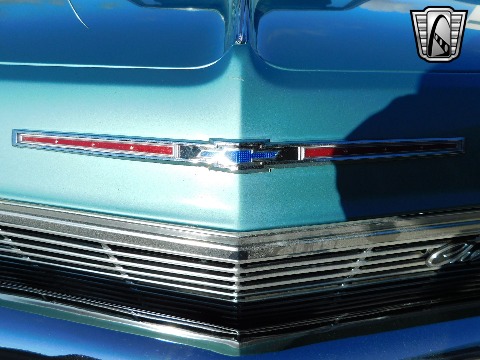 1965 Chevrolet Impala image 47