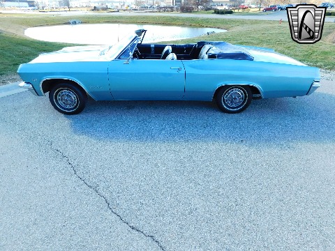 1965 Chevrolet Impala image 74