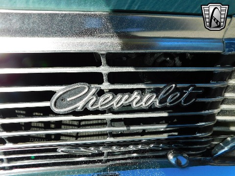 1965 Chevrolet Impala image 49