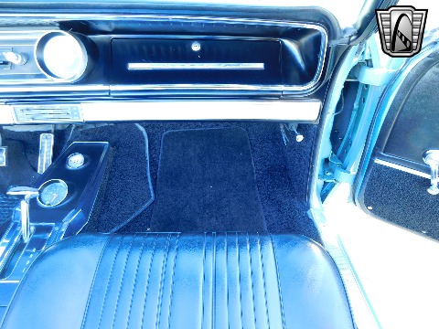 1965 Chevrolet Impala image 128