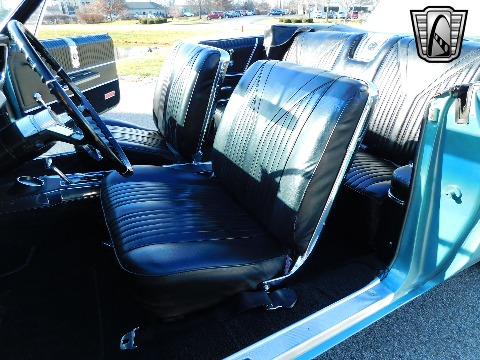 1965 Chevrolet Impala image 132