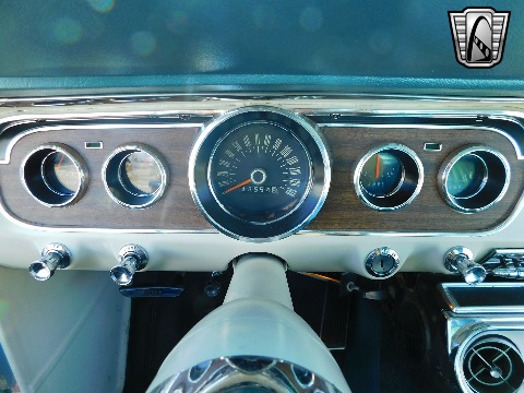 1965 Ford Mustang image 118