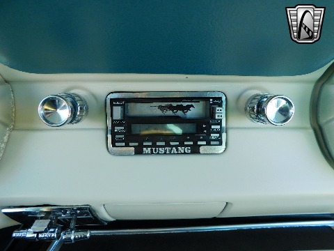 1965 Ford Mustang image 122