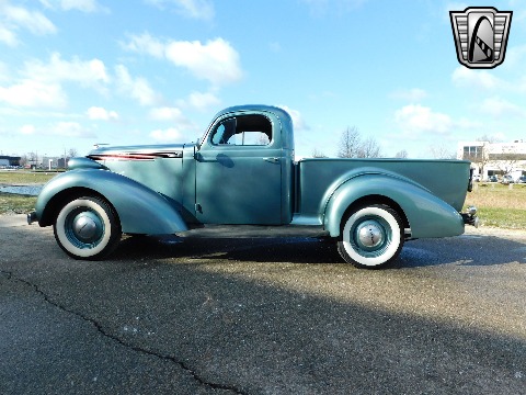 1937 Studebaker Coupe Express image 8