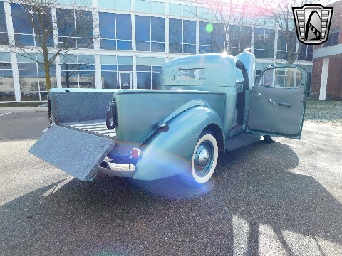 1937 Studebaker Coupe Express image 79