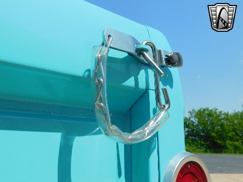 1958 Chevrolet Pickup image 38